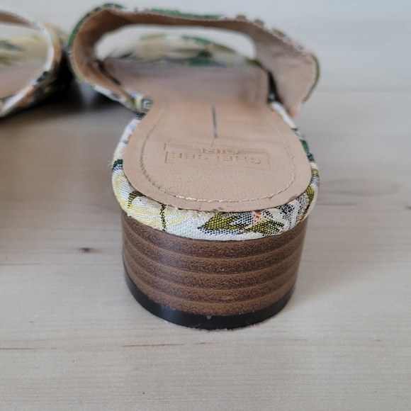 Chelsea Girl Slides/Mules/Sandals Floral/ Tropical pattern embroidered - Size 7 - Picture 4 of 8